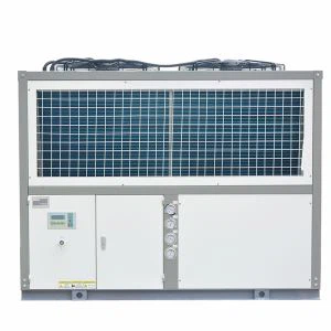 How does the size of an industrial use mini chiller affect its performance?