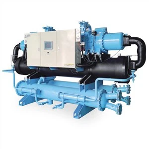 What are the requirements for the installation foundation of a screw water ch...